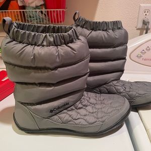 Columbia Puffer Boots